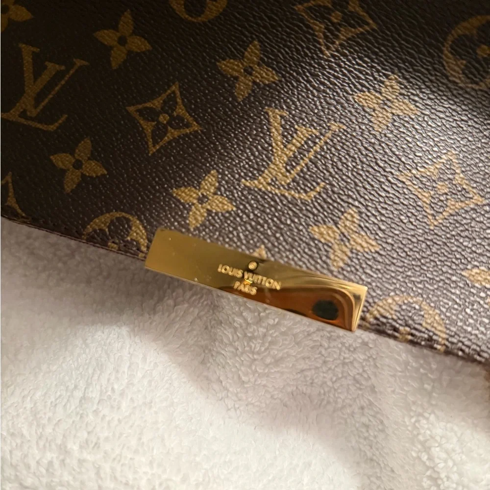 Authentic Louis Vuitton Favorite PM